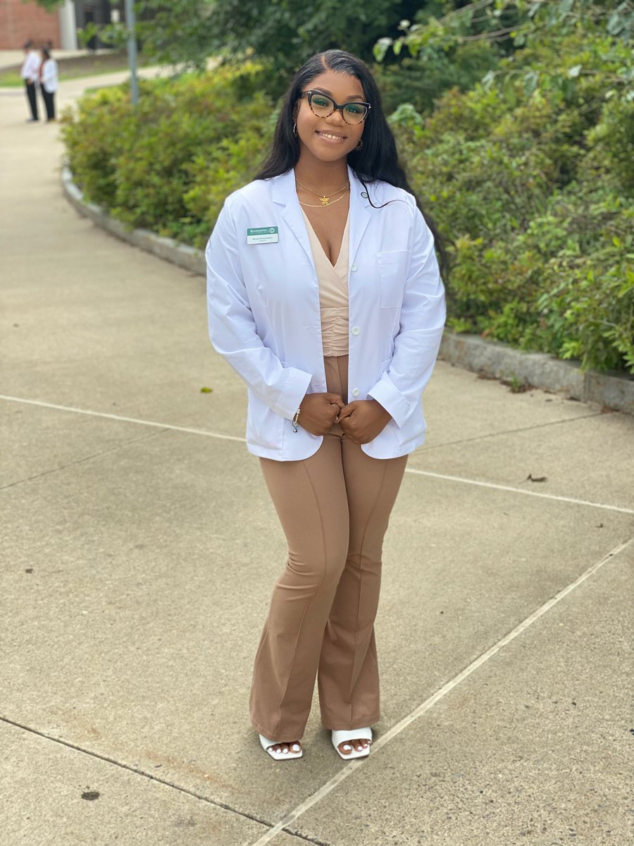slimxnicole's tweet photo. Rated Rx ππ€© #pharmdloading https://t.co/Qqo0MMML5l