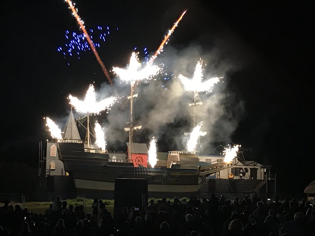 Claire Manning (@itvclairem) on Twitter photo And so it begins....<a href="/GTCavaliers/">Torrington Cavaliers</a> get ready to set alight three and a half years of work to build their replica #mayflower <a href="/itvwestcountry/">ITV News West Country</a>
itv.com/news/westcount… And so it begins....<a href="/GTCavaliers/">Torrington Cavaliers</a> get ready to set alight three and a half years of work to build their replica #mayflower <a href="/itvwestcountry/">ITV News West Country</a>
itv.com/news/westcount…