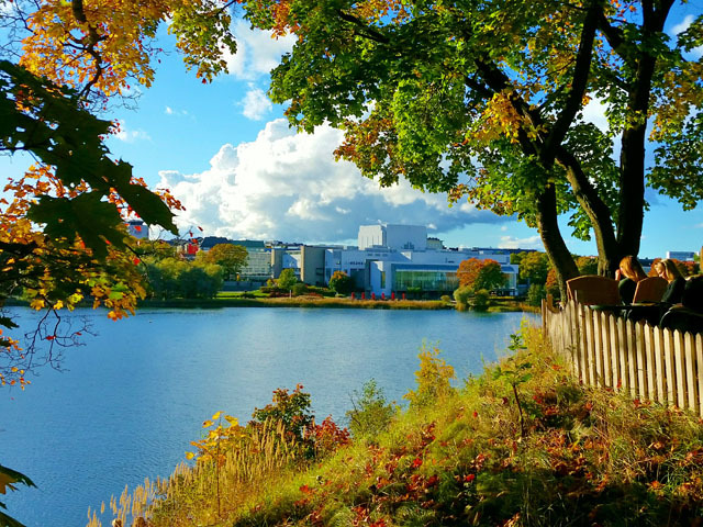 Here is the last #NewProfileBanner of #August tomorrow, (30-31 Aug) Who loves travelling to #Helsinki, #Finland? #AutumnalParadise #SignsOfAutumn https://t.co/WcylPG1DjG