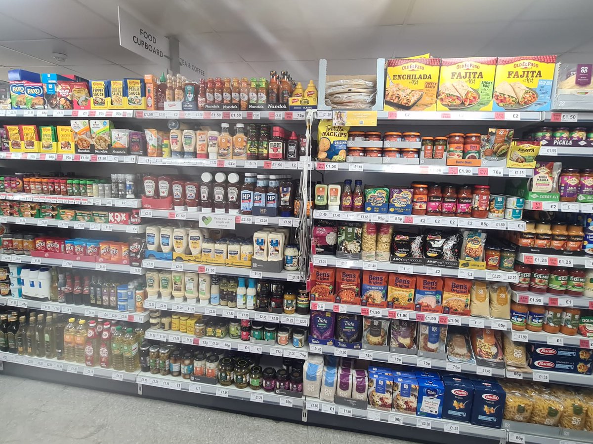 #DressToImpress underway <a href="/DadsLane/">CEC Dads Lane</a> 
<a href="/FionaRo44784977/">Fiona Robertson</a> @grahamwren2 
<a href="/mycoopfood/">Central Co-op Food</a>