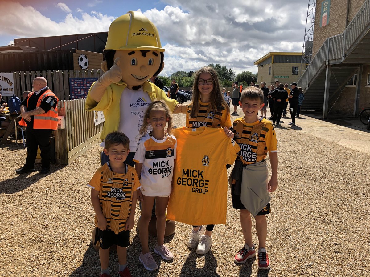 mickgeorgeltd's tweet photo. To celebrate another fantastic win for @CambridgeUtdFC we are giving away one of our limited edition fixture shirts! You know what to do, Like, retweet and follow us @mickgeorgeltd  #camutd https://t.co/Ofqt7Jurfg