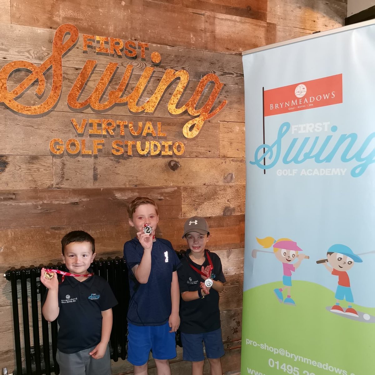 natashagobeypga's tweet photo. Well done to all the children who took part in the Junior Competition today @BrynMeadows⛳

Big well done to Olly-Rocco &amp; Joseff who came 1st on the Main Course and Well done to Hudson who came 1st on the Academy Course 🥇

#juniorgolf #Juniorcompetition #golfacademy #init2winit https://t.co/PhtM5wL0Ny
