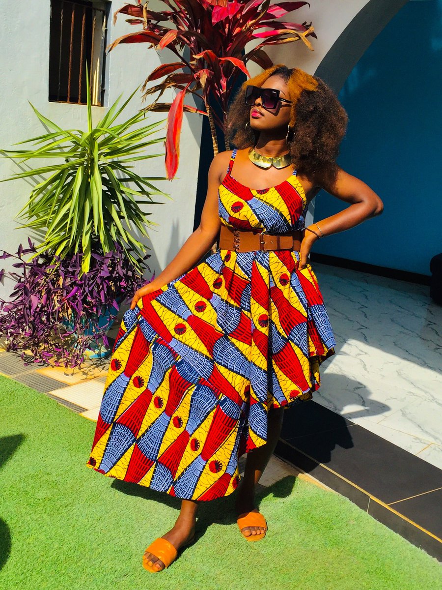 LSvirtualshop's tweet image. L’été est sucré avec @LSvirtualshop 

📌Cette pièce est unique 

Vous pouvez passer vos commandes DÈS MAINTENANT, en bénéficiant d’autres modèles de wax sur mesure à votre taille!

🏷Robe: 8000fcfa + livraison gratuite (Rufisque uniquement)
@Goraaa_Mb_ @KinG_MbenGa