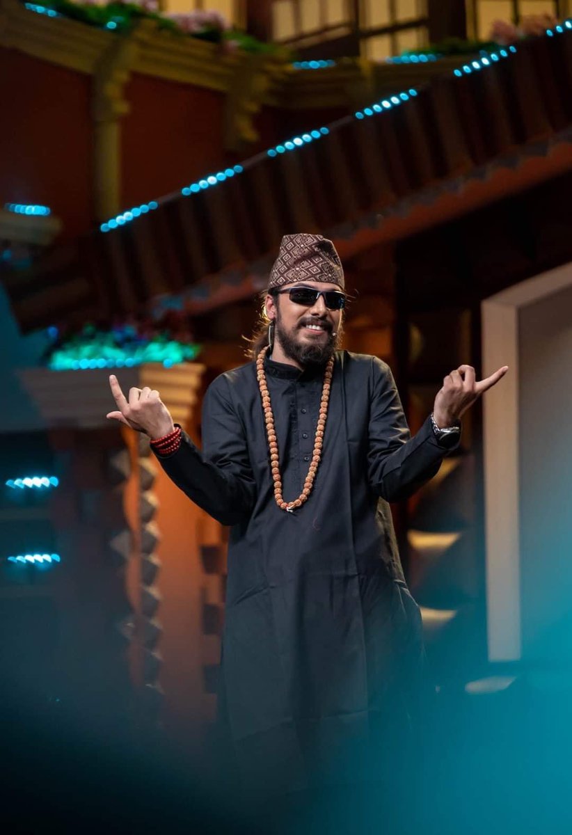 आजको धमकेदार र बबाल प्रस्तुतीले अब निर्धक्क भन्न सकिन्छ ताप्लेजुङ् ( पाथिभरा ) को शिरबाट उदाएका भरतमणी पौडेल  एक पछि अर्को भुगोललाई छिचोल्दै आफ्नो प्रभावलाई राष्ट्रब्यापी बनाउन सफल भएका छन । राम्रो अवसर पाए र आफैंले अझ मेहनत गरे भने उनको प्रतिभाले देशको सीमालाई छिचोल्ने छ । बधाई