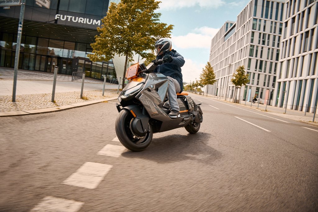 argyllmotors's tweet photo. Would you ride the emissions-free @BMWMotorrad CE-04? #PluggedToLife #MakeLifeARide https://t.co/xj5Yjs1lNy