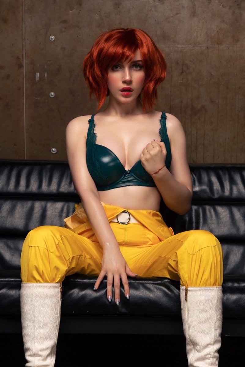 Will you help me burn calories after pizza? 😳❤️‍🔥

April O’Neil is waiting for you on my P🐢TRE🐢N https://t.co/OtmrBj8j9X