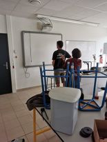 Hiziv e oa kerent, bugale ha gopridi hor rouedad o kempenn ha staliañ an dafar evit digoradur skolaj-lise nevez #Diwan ar Mor-Bihan

Aujourd'hui les parents, enfants et salariés du réseau ont finalisé l'aménagement du nouveau collège-lycée #Diwan du #Morbihan

Betek an trec'h !