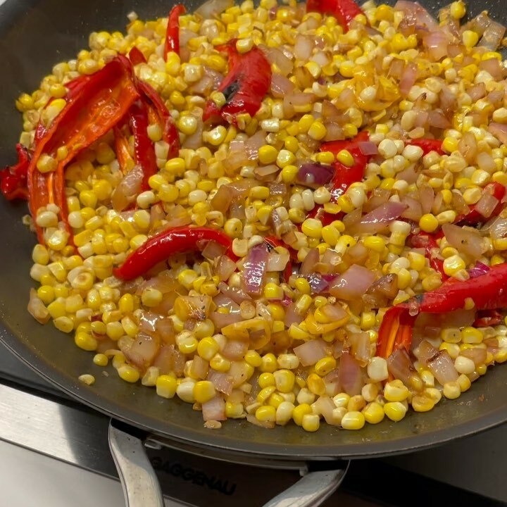 Andrew Zimmern tweet media