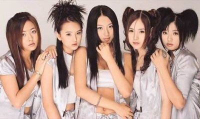 GimbapBlog2's tweet photo. 38. #GetUp des #BabyVOX
39. #Bloom de #GaIn
40. #4Walls des #fx
41. #UGoGirl de #LeeHyori
42. #UpandDown des #EXID
43. #BubblePop de #HyunA
44. #KungDdariShaBahRah des #Clon
45. #NUABO des (f)x
46. #EyesNoseLips de #Taeyang
47. #Crooked de #GDRAGON
48. #Fiesta des #IZONE https://t.co/q9oW8NUfLX