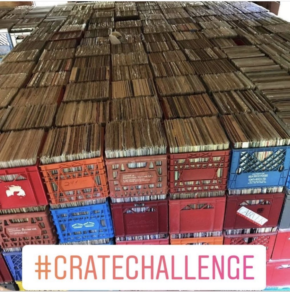 thhmuseum's tweet photo. Hip Hop, this right here is the real Crate Challenge‼️Finding the perfect song for your transition took real skill and don’t forget the challenge of getting your records from your crib to the club 😅
#CrateChallenge
Post inspired by @KoolDJRedAlert https://t.co/DJ5h5Y2IHf