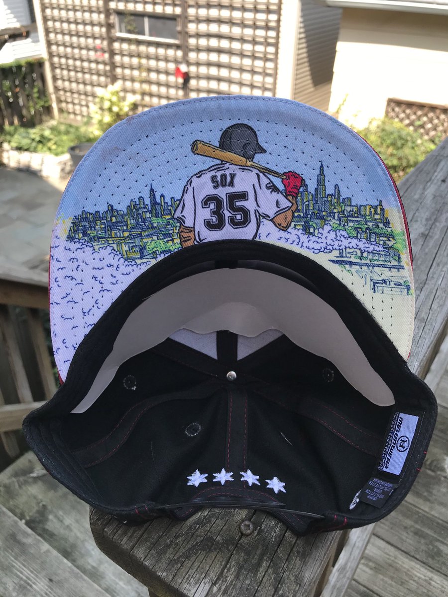 BaseballBros's tweet photo. I’m in Chicago for the Cubs-Sox game tonight. RT to win this hat! https://t.co/V0fwJReKG7