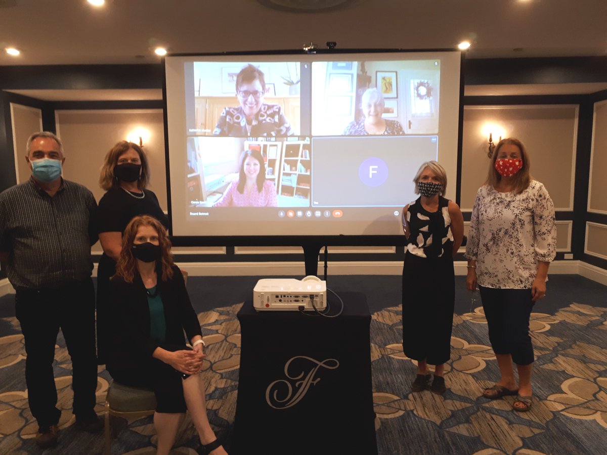 CASLT_ACPLS's tweet image. Lots of hard work and team-building going on at our Board retreat this weekend in Ottawa 🙂

Beaucoup de travail et de travail d'équipe lors de la retraite de notre CA ce week-end à Ottawa 🙂

@JRobertsonNVan @ylemieux @ChantalLafargue @kmueller9395 @bonin_carole @gillblackmore