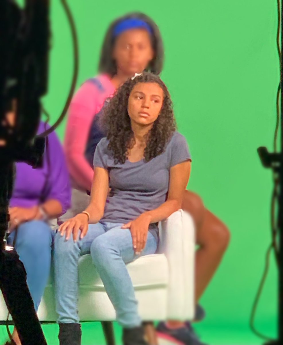hayleyh07's tweet photo. Some quick shots from Thursday’s commercial shoot!  Thank you for this great opportunity! #MikeLemonCasting #actorslife #childactor #actingisfun https://t.co/Mk8MD3fYGY