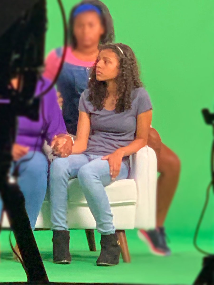 hayleyh07's tweet photo. Some quick shots from Thursday’s commercial shoot!  Thank you for this great opportunity! #MikeLemonCasting #actorslife #childactor #actingisfun https://t.co/Mk8MD3fYGY