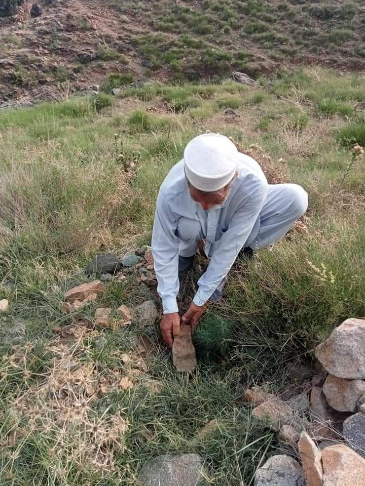saleem shah (@saleemshah_econ) on Twitter photo Matako mountains of Tribal District Bajaur before and after Forestation.. Efforts and dedication speaks louder..#Green Bajaut#
Appreciation for Block Officer #@Muhammad Aslam and team
<a href="/ImranKhanPTI/">Imran Khan</a> <a href="/aminattock/">Malik Amin Aslam</a> <a href="/shazbkhanzdaGEO/">Shahzeb Khanzada</a> <a href="/CMShehbaz/">Shehbaz Sharif</a> <a href="/IshtiaqUrmarPTI/">Syed Ishtiaq Urmar</a> <a href="/kamrankbangash/">Kamran Khan Bangash PK82 🇵🇰</a> Matako mountains of Tribal District Bajaur before and after Forestation.. Efforts and dedication speaks louder..#Green Bajaut#
Appreciation for Block Officer #@Muhammad Aslam and team
<a href="/ImranKhanPTI/">Imran Khan</a> <a href="/aminattock/">Malik Amin Aslam</a> <a href="/shazbkhanzdaGEO/">Shahzeb Khanzada</a> <a href="/CMShehbaz/">Shehbaz Sharif</a> <a href="/IshtiaqUrmarPTI/">Syed Ishtiaq Urmar</a> <a href="/kamrankbangash/">Kamran Khan Bangash PK82 🇵🇰</a>