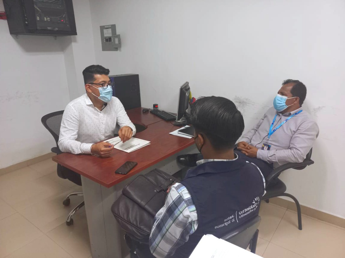 JPSALINAS11's tweet photo. Se mantuvo reunión de trabajo con el Sr. Ramón Salinas Suárez en su calidad de Teniente Político de la Parroquia Jose Luis Tamayo  y con el Ec. Dan Magallan en su calidad de Teniente Político de la Parroquia Anconcito con la finalidad de ejecutar de manera conjunta el Plan de https://t.co/xCjTTiPuRo