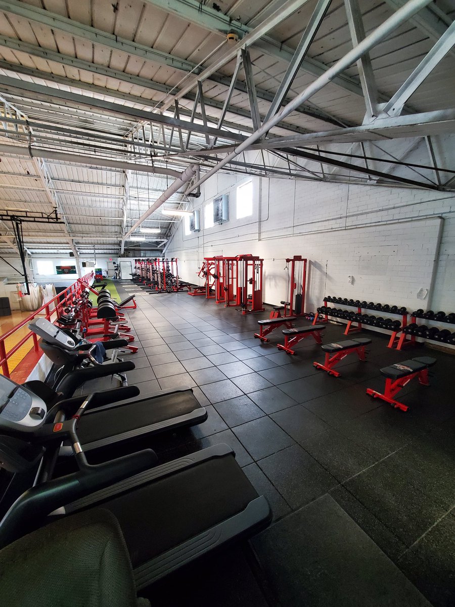 D&E Softball tweet media