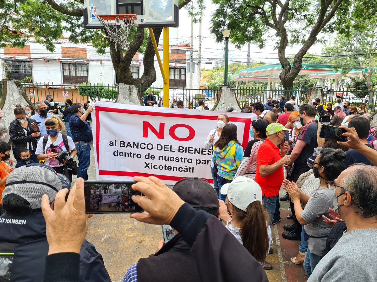 GerardoZeron's tweet photo. #QueremosNuestroParque
#ParqueXicontencatl
* Rescatar y Modernizar el Parque.
* Rescatar la Pista de Patinar.
* Mejorar toda la infraestructura del Parque.
#Coyoacan
#NoAlBancoBienestar https://t.co/BiHpTnbuLa