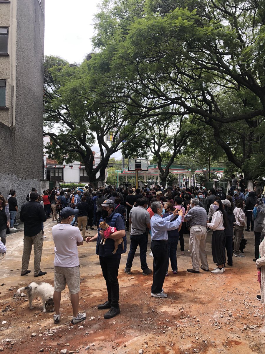 BertramTupra's tweet photo. #ParqueSiBancoNo #ParqueXicontencatl
El espacio público no es de los políticos que pasan un ratito en el cargo para regalarlo. https://t.co/hyAWY5ox3G