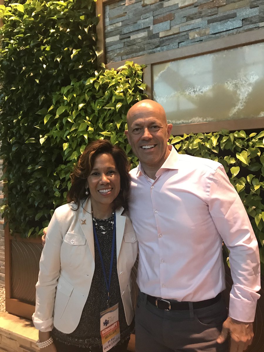 LiveYourLife_PT's tweet photo. Congratulations @RAHPT on your election to @APTAtweets President! It was my honor to be your campaign manager. Excited for the future of #APTA with your leadership. Possibilities are endless. Thank you for your service &amp; commitment to the association! #DEI #BringingVoicesTogether https://t.co/OXm85Hmagr