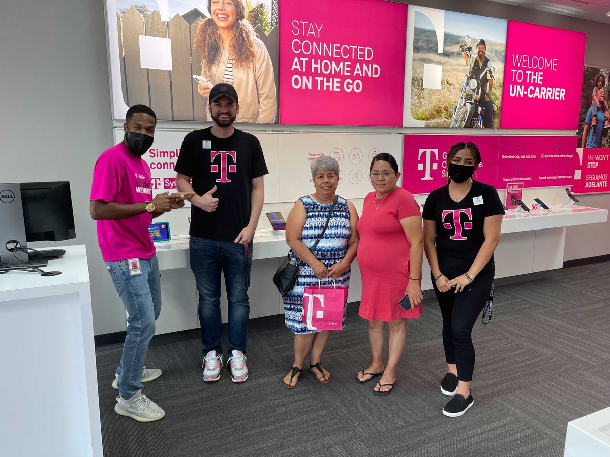 We are out here saving customers from the other guys all day on this Switcher Saturday.  SMRA doors from coast to coast are getting it done! #TMOHomeTown <a href="/ChartierDoug/">Doug Chartier</a>