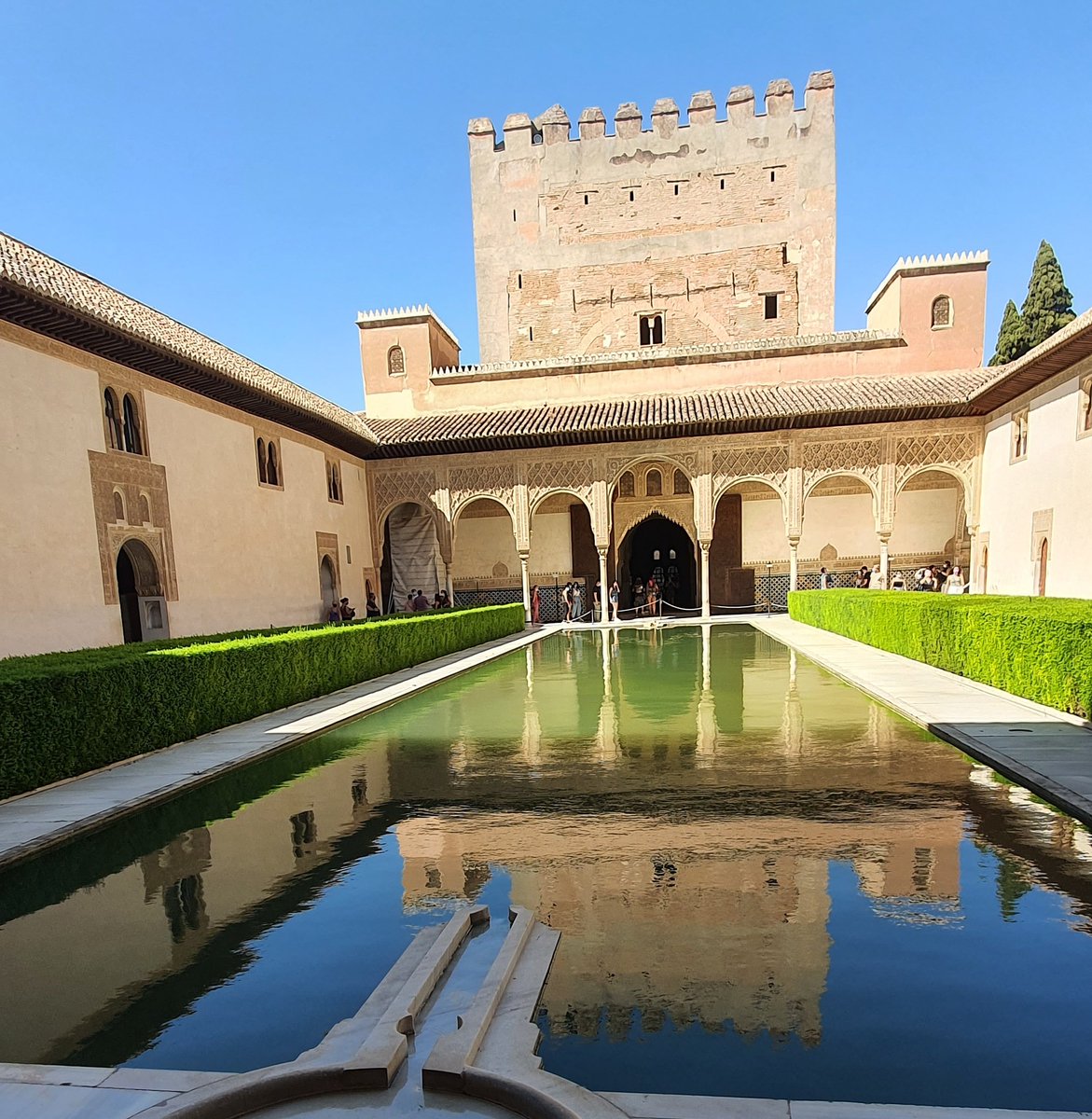 Muria_IV's tweet photo. Granada y Córdoba me han enamorado 😍 @Kitty_Ninetales https://t.co/xNiXVqQIn2