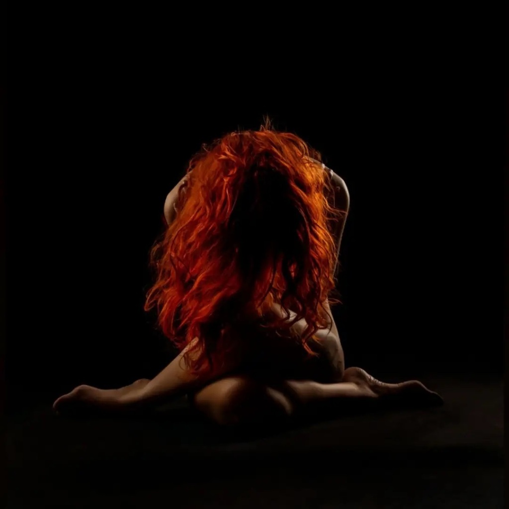 jessikablaze's tweet photo. Same bro
Shot by @lenka_mikulova_bw ❤️
.
.
.
.
.
.
#bodyscape #bodysilhouette #silhouette #silhouettephotography #womanphotography #sillhouettechallenge #bodyshape #bodymodel #bodyart #bodyphotography #implied #impliednudel #impliedmodel #shadowphotograp… https://t.co/3RqFTBvW0d https://t.co/VEHBNr86I4