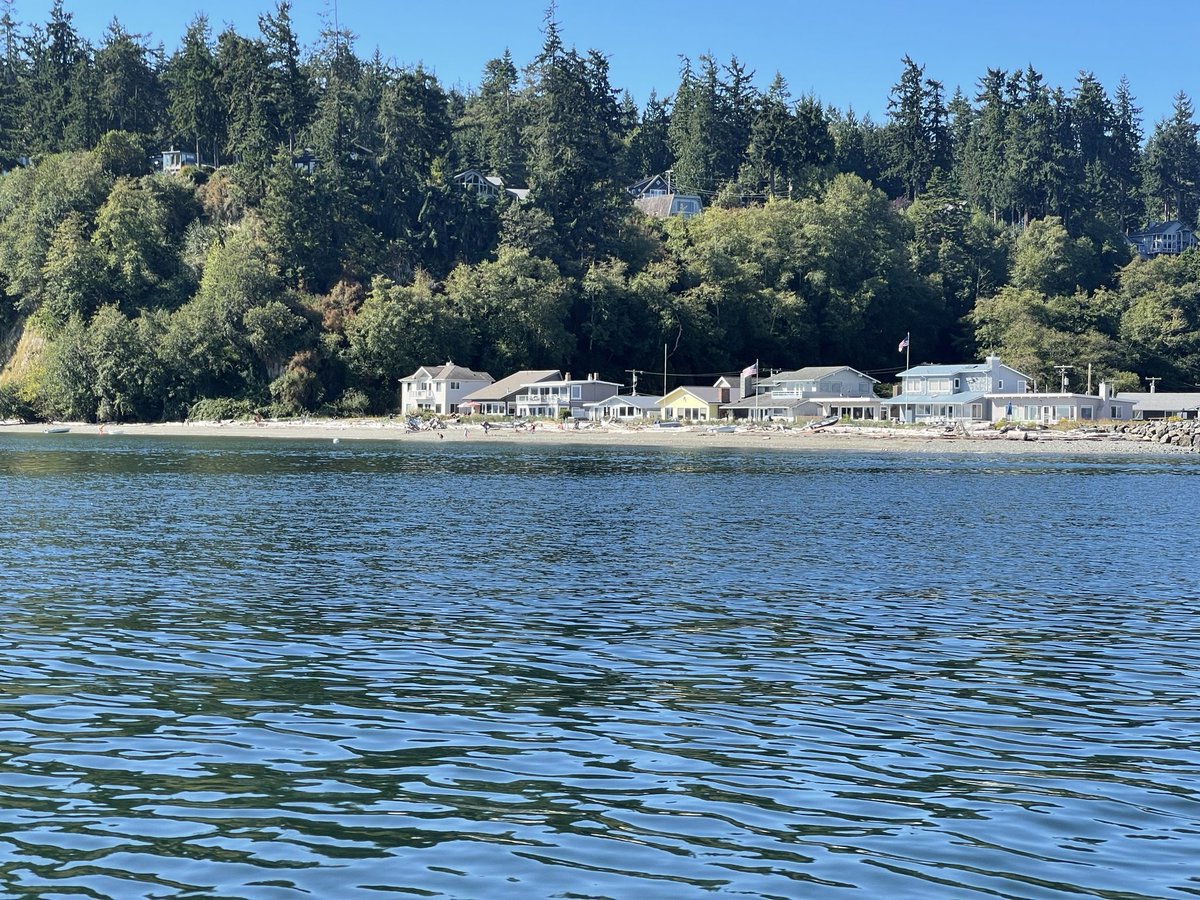 johnwspeck's tweet photo. Breakfast was Beef Stroganoff Soup. (I used too much water!) Some pictures from the Saratoga Passage. https://t.co/NHghpLZTGy