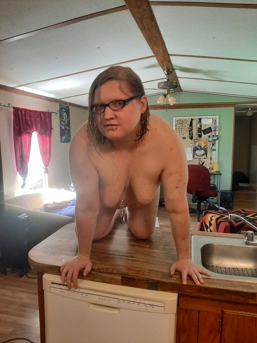 Playing in the kitchen. Subscribe to my #fansly to see the whole, uncensored set https://t.co/pI2X8oeM7Q<a href="/tag/fansly"class="tags">#fansly</a>