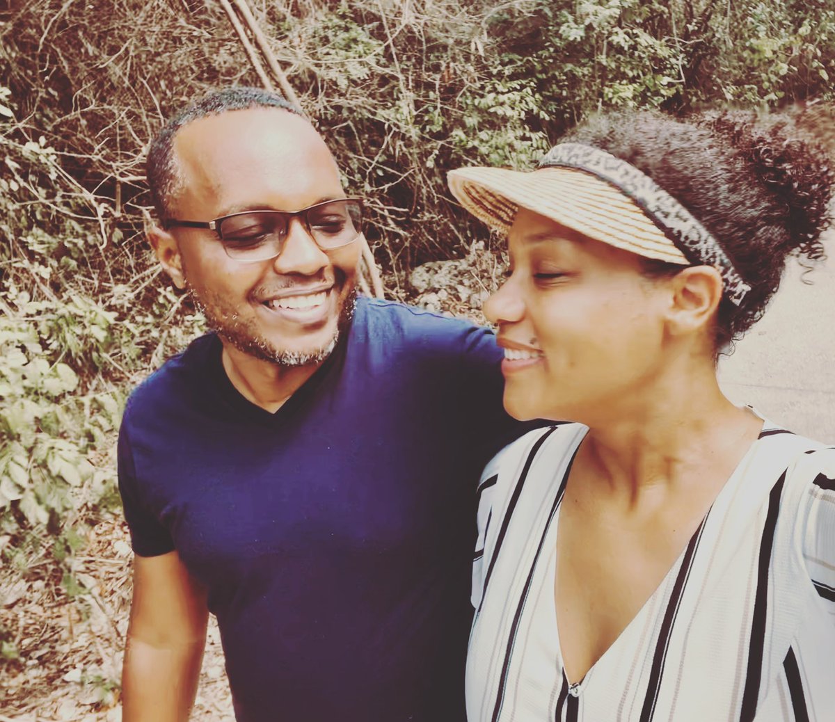 MirandaNaiman's tweet photo. It’s the post-honeymoon-glow for me 🤍

#AllYouNeedIsLove 
#BackToReality
#WaliMaharageHereWeCome 
#HotHubby
#HomeSweetHome
#TheSanctuary https://t.co/wCuB7EF39U