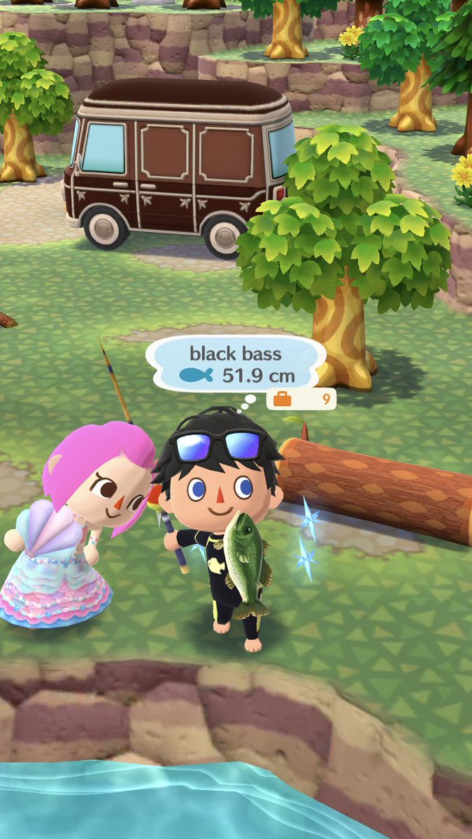 SyrSci's tweet photo. A few photos of another camp manager seeing the fish I caught. #AnimalCrossing #PocketCamp https://t.co/x3518ufPRw