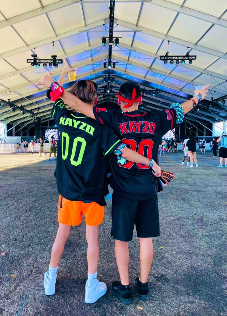 andrewg2_'s tweet photo. yeah yesterday was a movie. thank you @KayzoMusic 🔥🔥🔥 @eeezybee https://t.co/bCeqkDYo4m