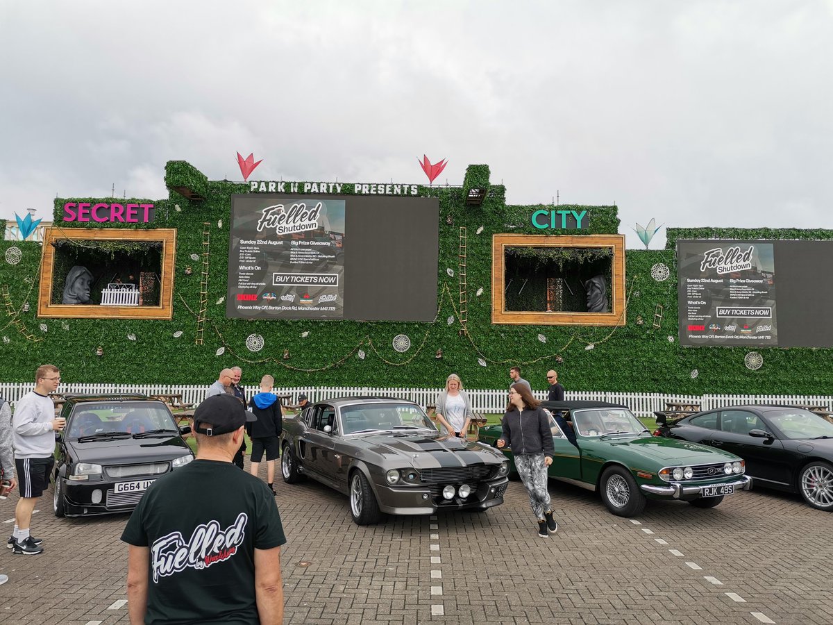 UKPASSATS's tweet photo. Catching up with pictures, Ukpassats visited #fuelledshutdown at event city. Quiet affair but some nice cars #ukpassats #fuelled https://t.co/mkV2Oijdmt