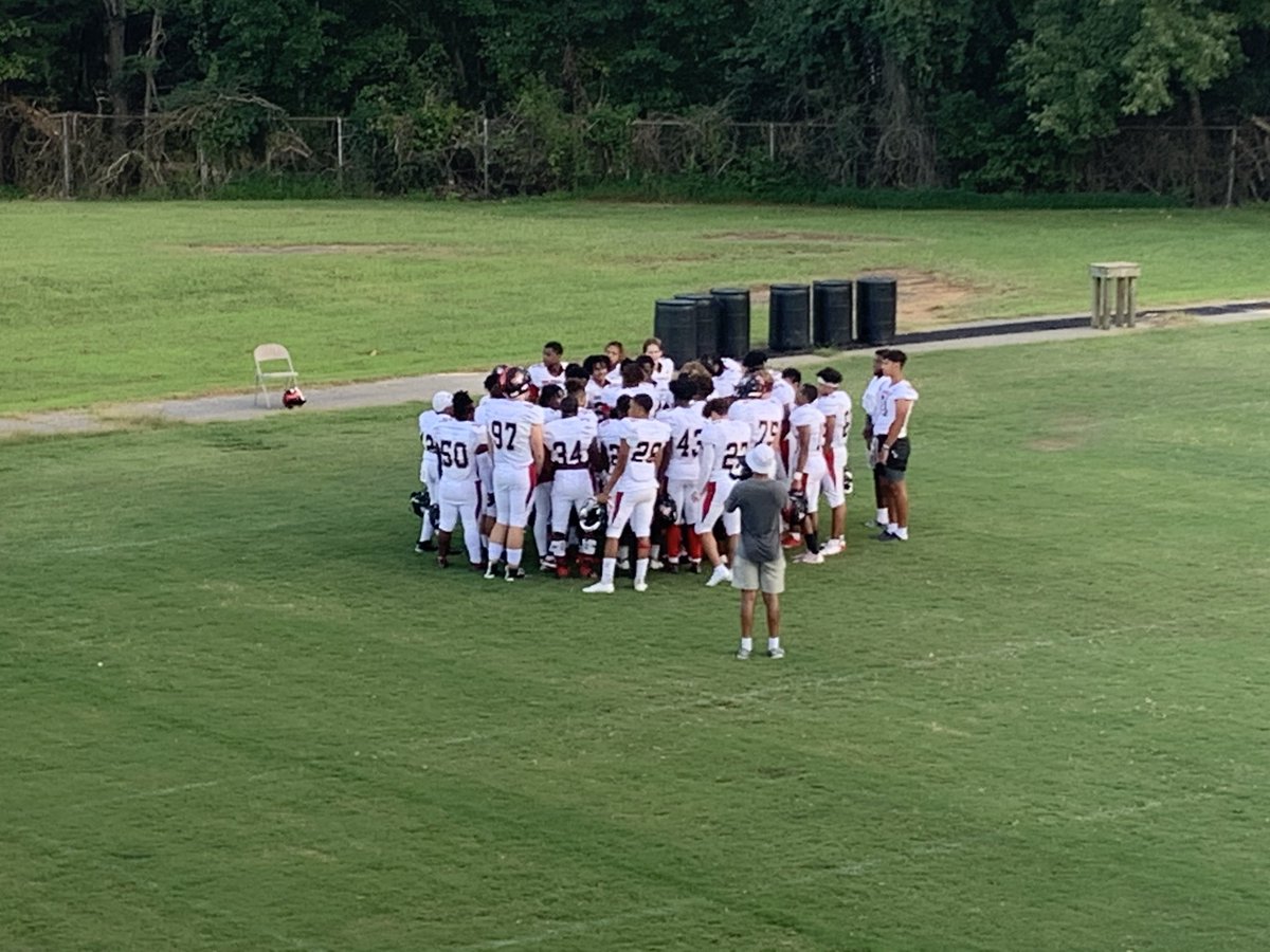 sgraffam's tweet photo. Last night we west for some football and today we went east for some baseball. #footballfamily #baseballfamily #wearetired #itistoohot #boymom #myheartisonthefield https://t.co/TcB3tMdRkX