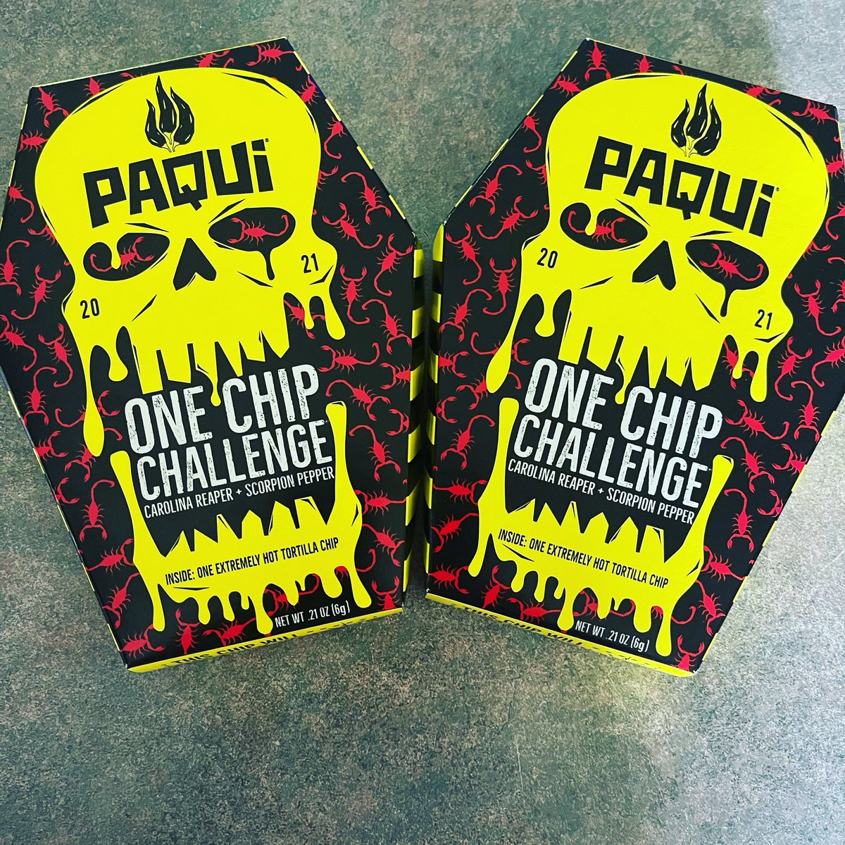 ChicNerd2's tweet photo. Will be doing a sub goal of 100 for one of these and because these are SO HOT🥵 I will be doing a follower goal of 1000 for the other! Twitch link in my bio 💖 #twitch #streamer #gamer #gamergirl #esostreamer #paquionechipchallenge https://t.co/dqlSQVmxl4