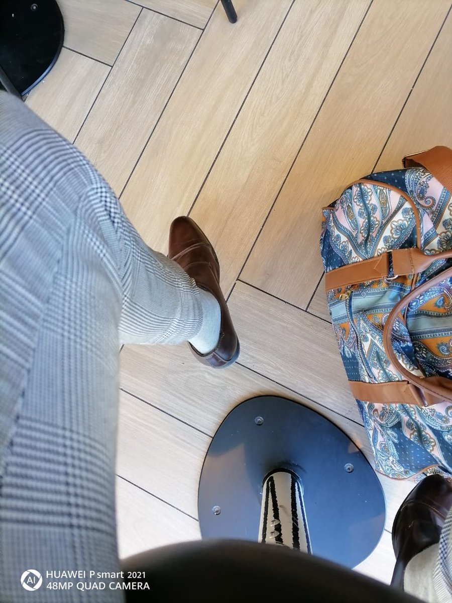 TheBigDandy1's tweet photo. Menswear 👌✨
@TruworthsTweets @Debonair_Men @TruworthsFashin @TruworthsO
#loafer #ontour #boots #perfumes #afrodandy #iamdandy @voguemagazine @GQMagazine https://t.co/ydHvCqfYlh