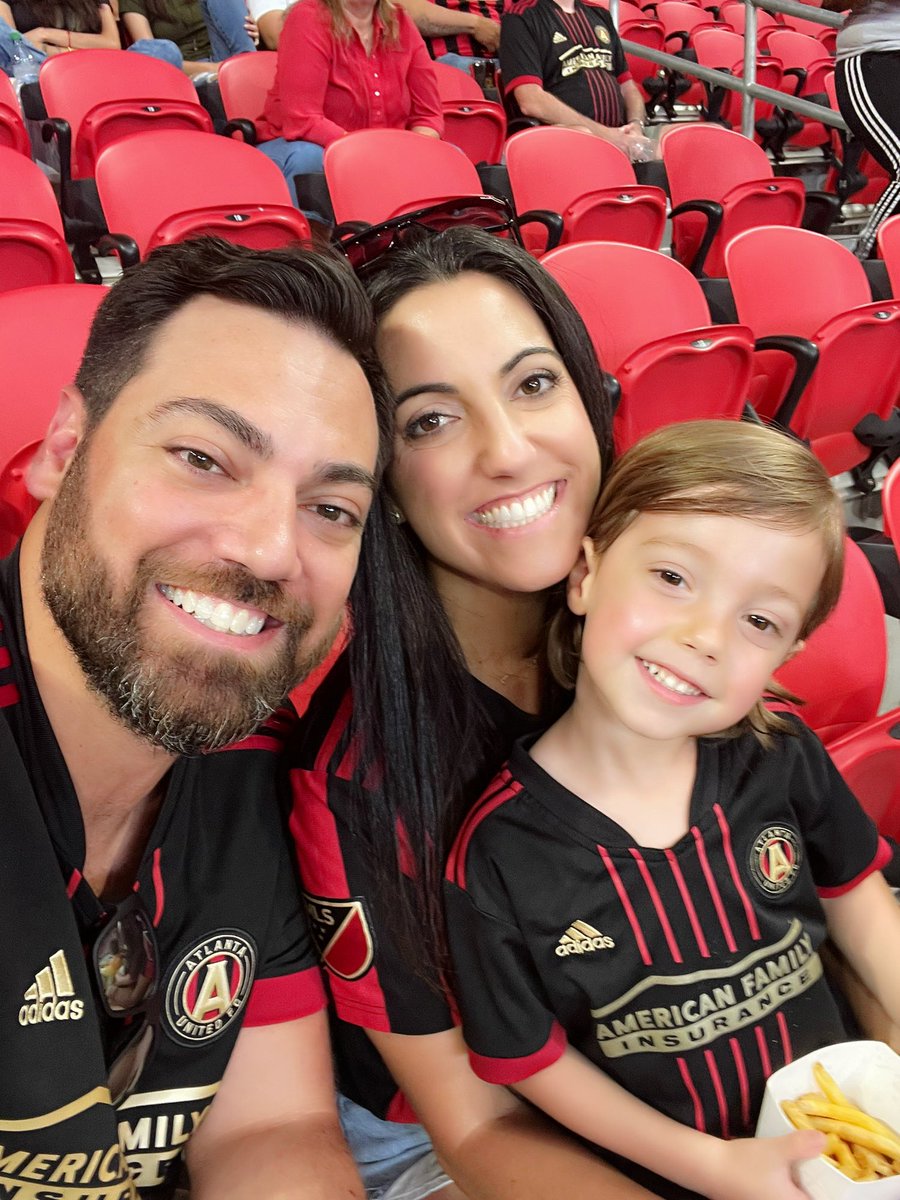 DMBiondo's tweet photo. WE READY!!! @ATLUTD @MBStadium #bringit #soccerislife #ATLUTD @ThePabs20 https://t.co/w7a3RvPfGh