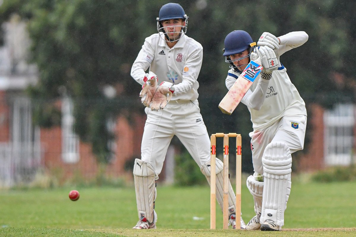 Jbowag's tweet photo. A few from today of @Olliewagstaff in action for @leighcricket v @OakfieldParksCC #essexleague #divII @EssexLguCricket @TheNewArlington #49 https://t.co/12WpFm0zZH