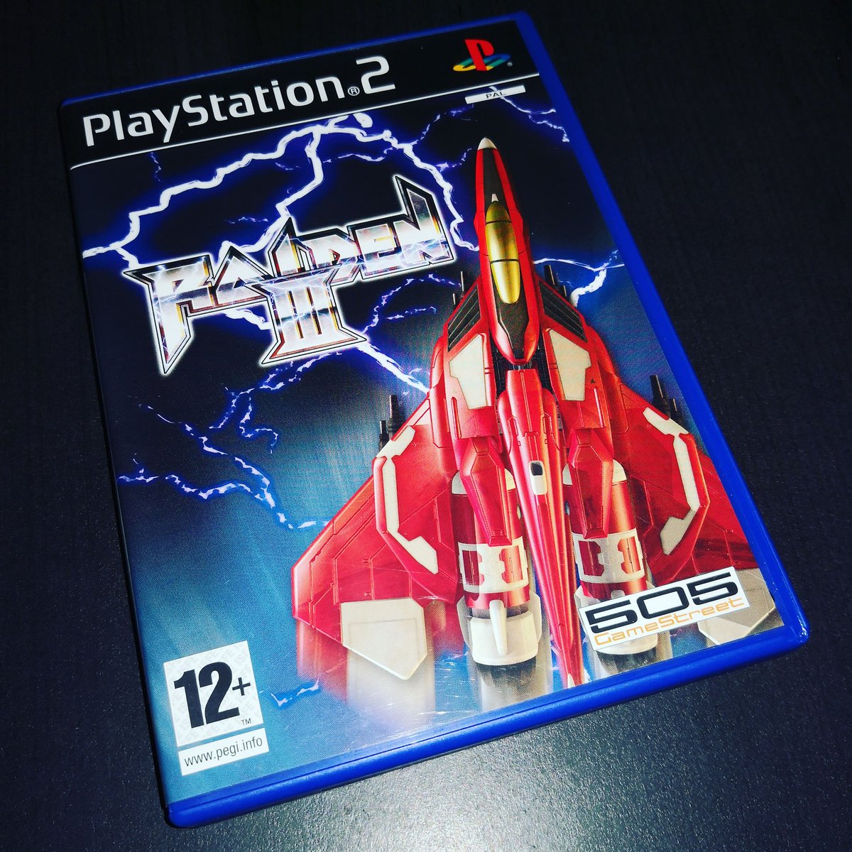 Tonygnis's tweet photo. 🔥Next Game🔥
Choix confirmé : prochaine vidéo sur le classique mais exigeant #RaidenIII sur #PS2 !
J'apprécie le parcourir et j'aurai pas mal de choses à vous en dire lors d'un gameplay commenté de qualité 😊
A bientôt sur la chaîne !
#Raiden3 #雷電III #Moss #Taito #505Games https://t.co/rYIAI5dnH6