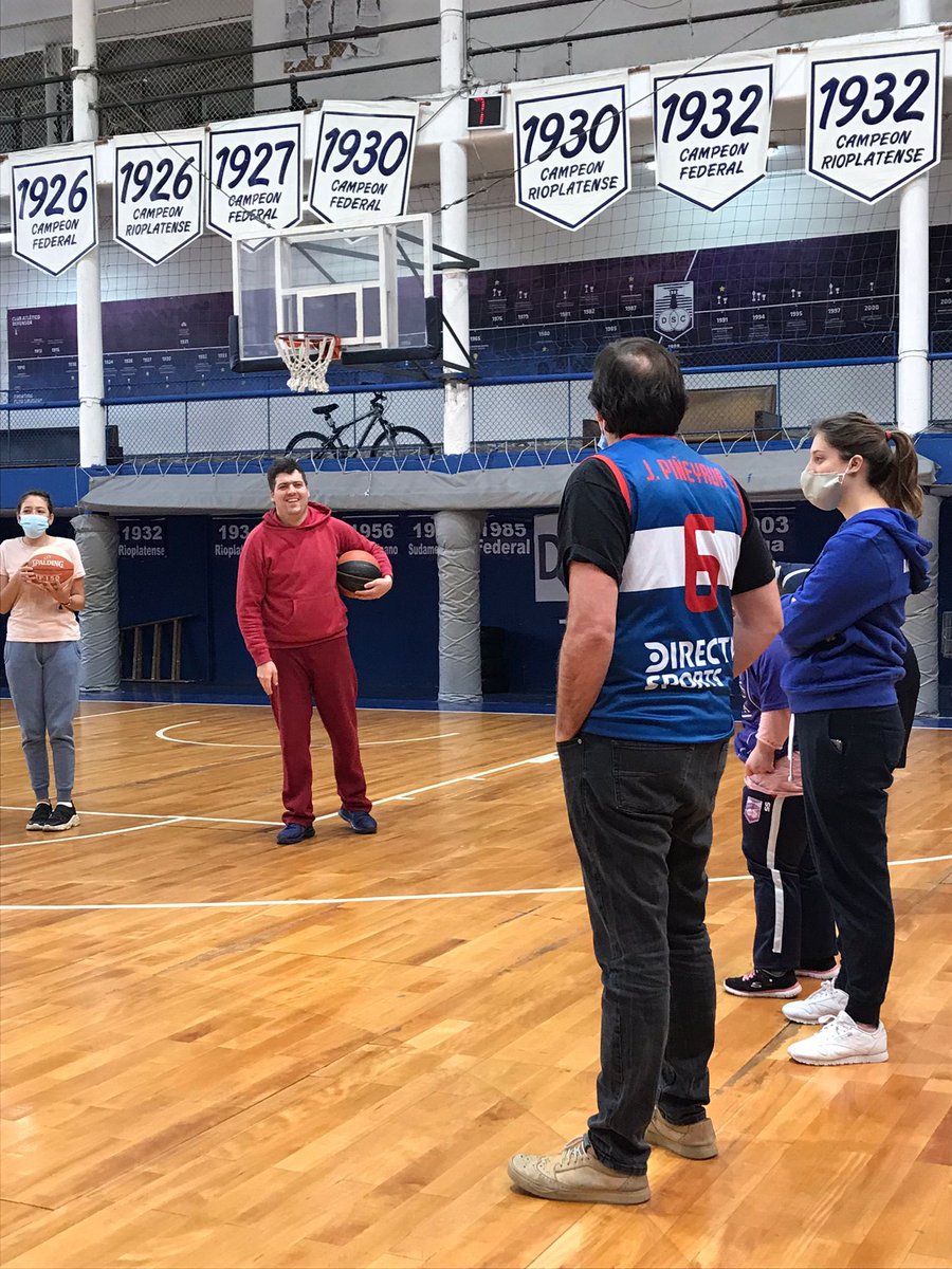 Basquet_X_Todos's tweet photo. Último y cuarto fin de semana! #8BXT
Muchísimas gracias a todos los que participaron en esto!
Gracias al presidente @ElPineyrua por venir a visitarnos! https://t.co/IwDWHrAbPO