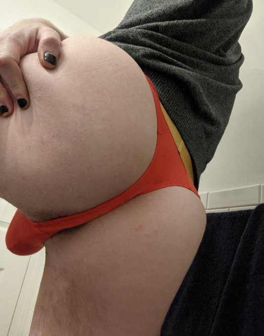 1 pic. Hello, I'm bad at being active on here, sorry :p https://t.co/QpyGZF8KFH