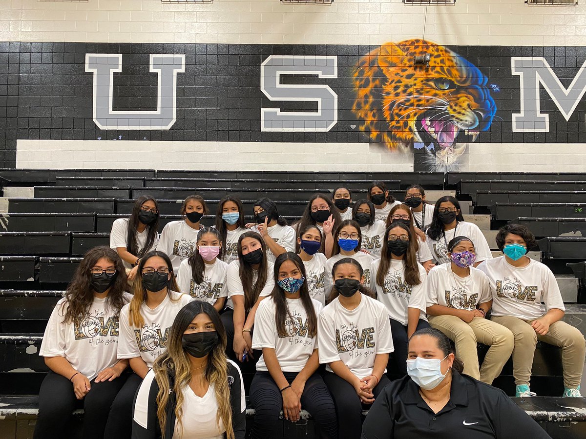 UsmsLeopards's tweet photo. 🖤🤍 Lady Leopard Volleyball Team 🖤🤍  

Congrats on first of many wins! 🏐  🏆 🐾 https://t.co/jQDdyRsmFL