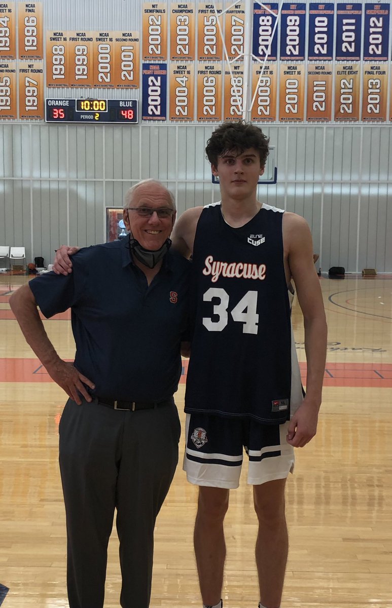 #NMHvisits 6’11” Peter Carey ‘22 took an unofficial visit to #Syracuse today! Pictured with Syracuse HC Jim Boeheim. Peter holds an offer from the #Orangemen #GoCuse #GoNMH <a href="/Petercareyy/">Peter Carey</a>