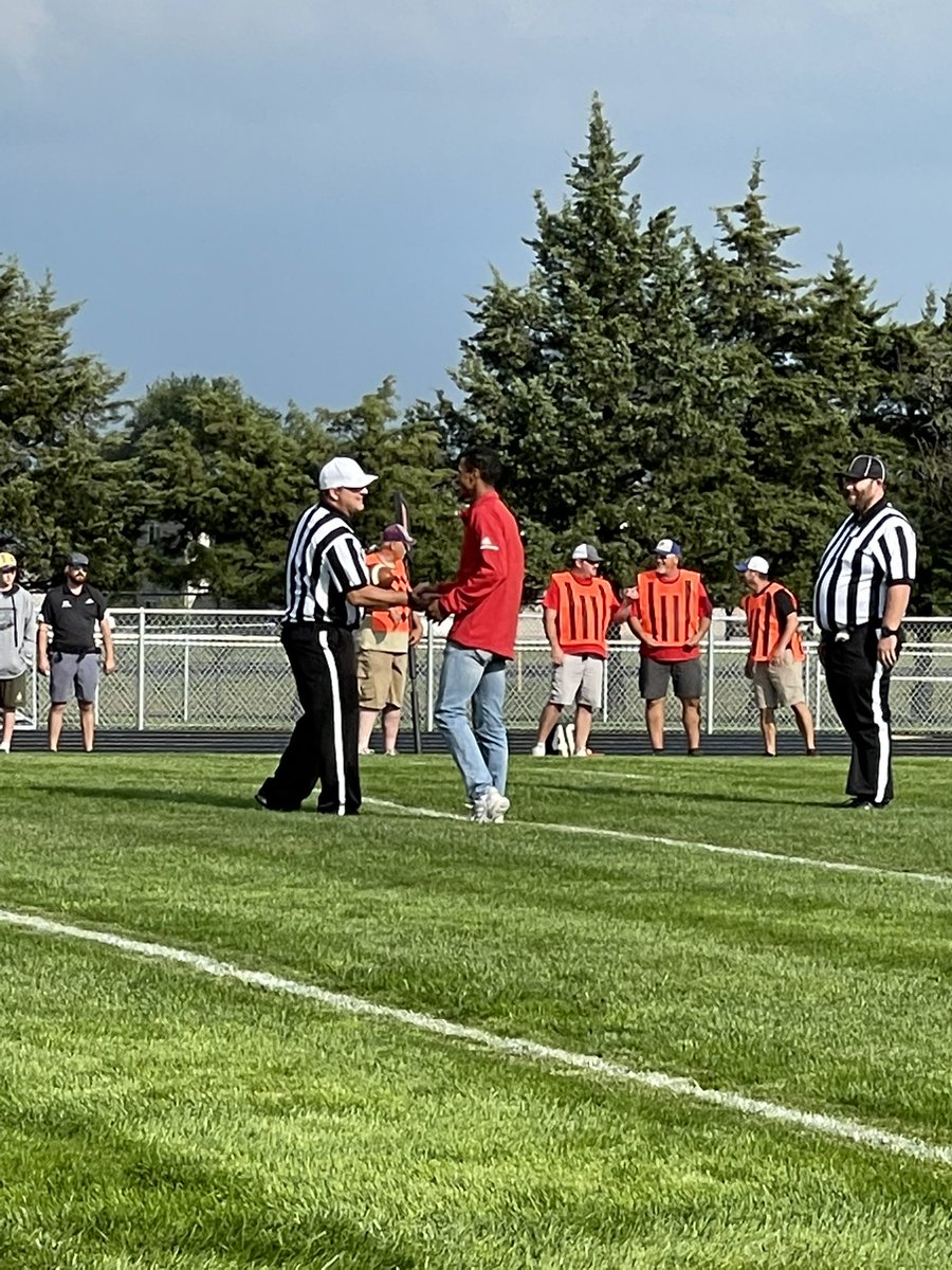 Donavan DeBoer (@donavandeboer) on Twitter photo Thanks <a href="/zcanderson24/">Zack Anderson</a> for bringing some winning energy. Pheasants 🐦 win 26-0 end of 3rd qtr stoppage due to weather. ⚡️ #parkerpride Thanks <a href="/zcanderson24/">Zack Anderson</a> for bringing some winning energy. Pheasants 🐦 win 26-0 end of 3rd qtr stoppage due to weather. ⚡️ #parkerpride