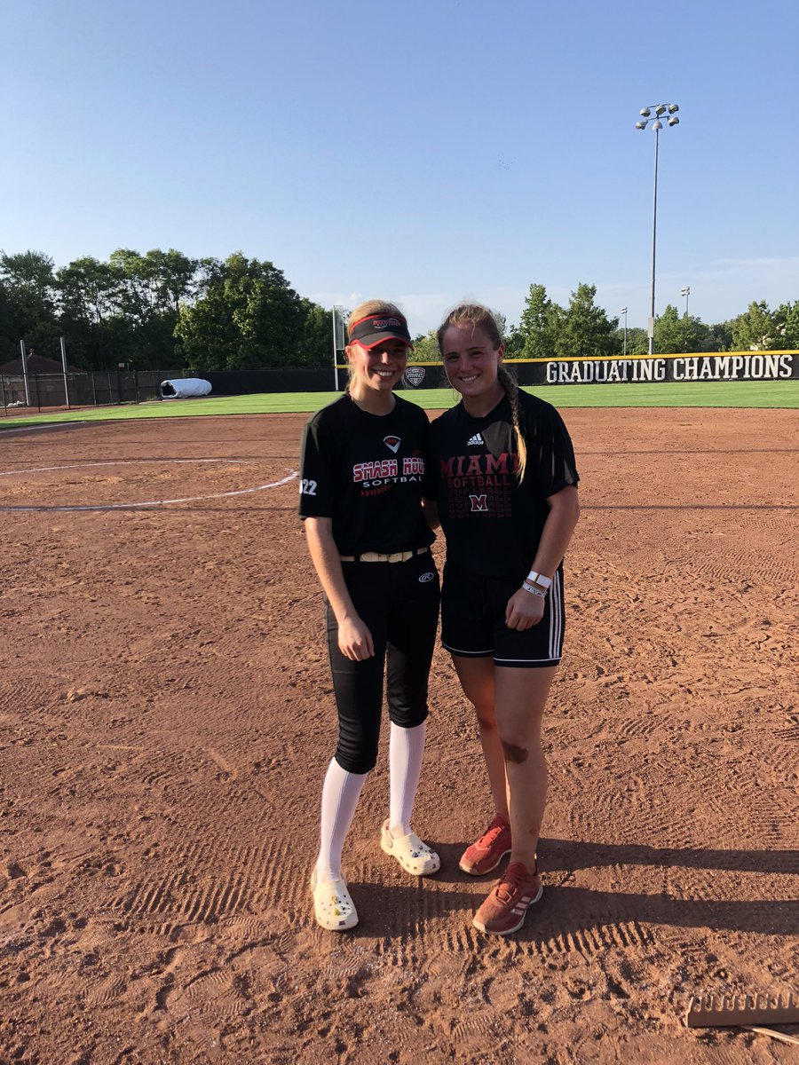 Had a great time at the Miami camp today. I learned a lot on defense, thank you @Coach2K_Miami and <a href="/adriana_barlow/">Adriana Barlow</a> for working with me! <a href="/MiamiOH_SB/">Miami Softball</a> <a href="/04_house/">Smash House 04 Premier</a>