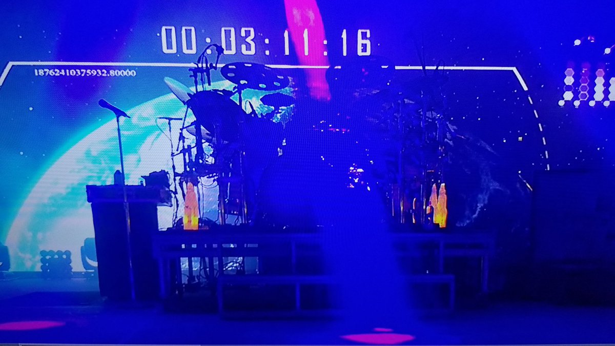 AdrianVee777's tweet image. Ready for blast Off! T minus 3:11 ...Roger that
#311Rocks!