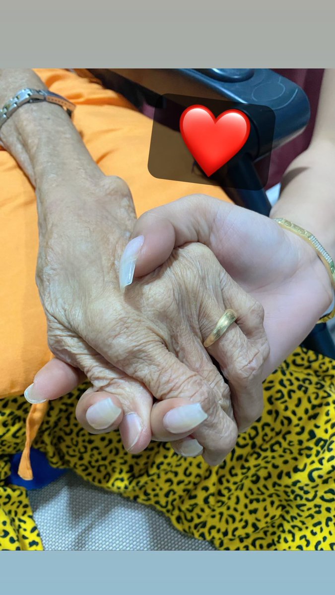 JelaiAndres's tweet photo. Nanay Mona lived until 99 super happy long years ❤️ Until we meet again Nanay Mona ❤️🤍🙏🏼😇 I love you forever 

#brokenhearted #lolasgirl https://t.co/koV1YhIaUk