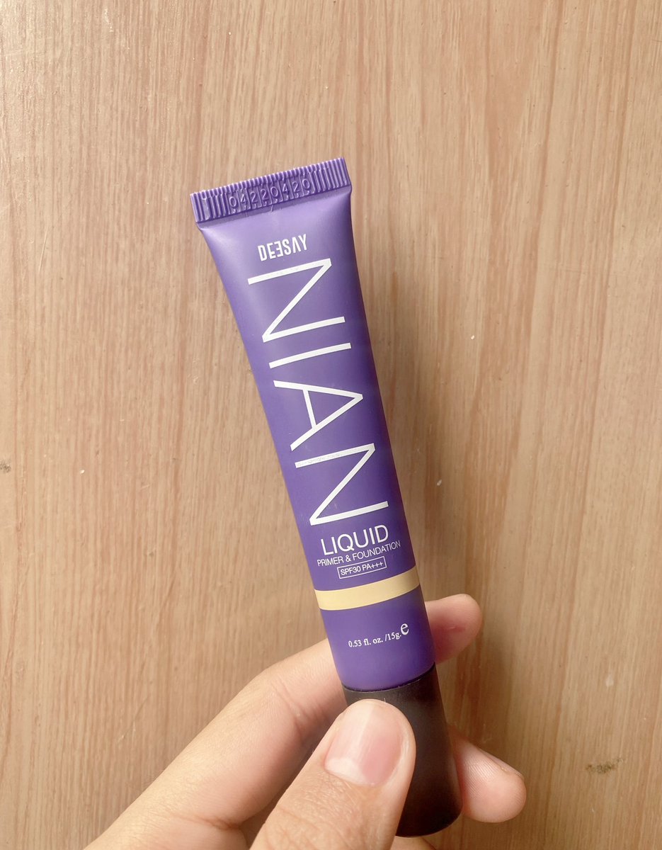 PPPYKS's tweet photo. ส่งต่อรองพื้น deesay nian สี03 เหมาะสำหรับผิวสองสีค่ะ ส่งต่อเพราะเข้มกว่าผิวไปหน่อยค่ะ แต่เนื้อดีมาก เนียนสมชื่อจริงๆค่ะ พึ่งเปิดใช้ไปอค่2ครั้งค่ะ ปริมาณเกือบ100% ใครสนใจdmมาได้เลยนะคะ 190฿ ส่งฟรีค่ะ #ส่งต่อ #ส่งต่อคสอ #ส่งต่อสกินแคร์ #ส่งต่อคสอมือสอง #deesay https://t.co/Z2aMWzU8Ew