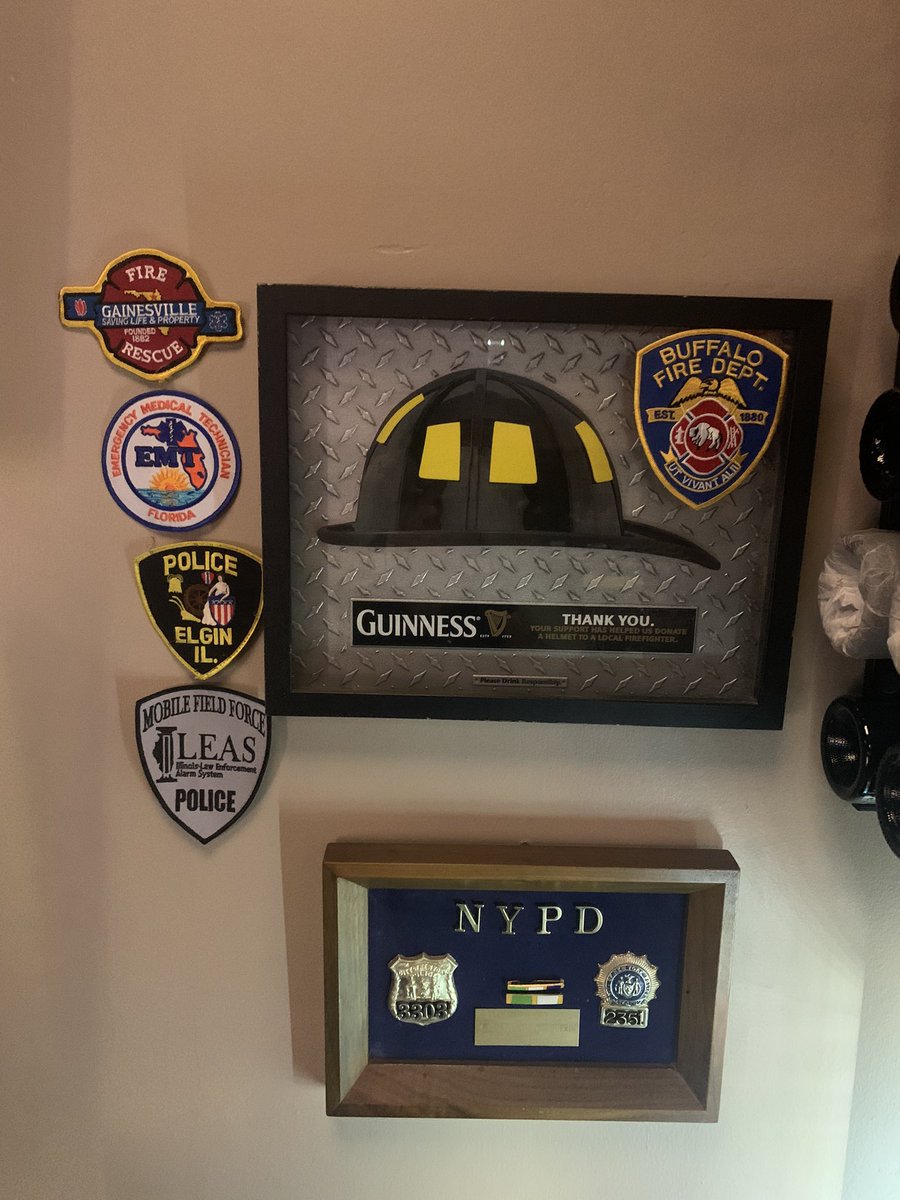 The Village Pub & Deli (@villagepubev) on Twitter photo 