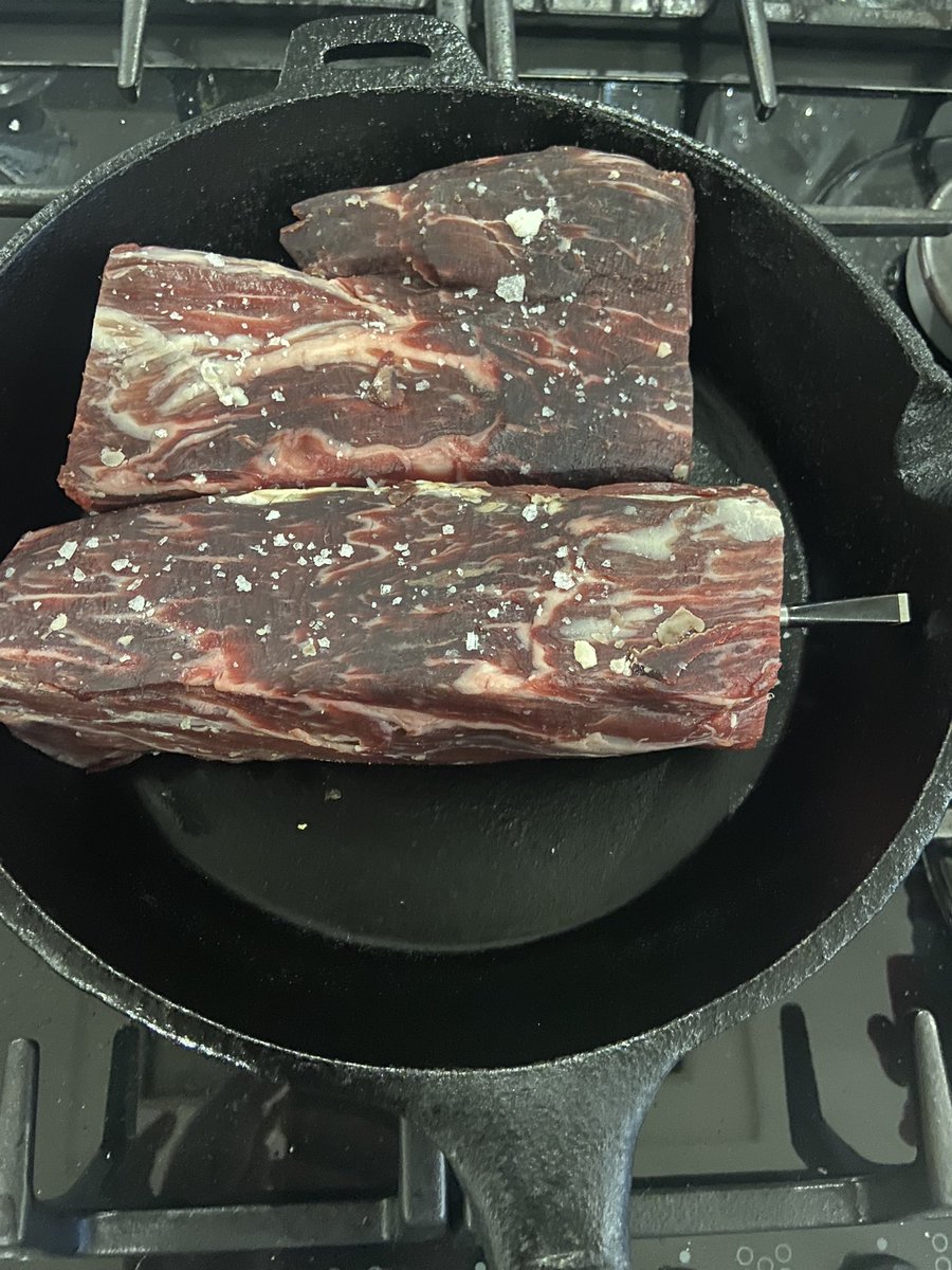 JamesBrownsarmy's tweet photo. Birthday steak for @jordannamd -amazing massively aged dairy cow from @OrielJonesLtd -flavour was awesome just look at that marbling -massive thanks guys and happy birthday to my fiancée! https://t.co/i5izZr6nKC